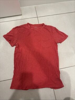 GAP Men's Rust Red Pocket Crew Tee